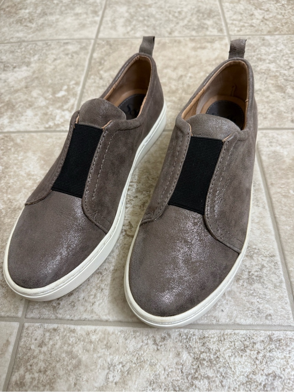 Sofft Safia Slip-on Sneakers